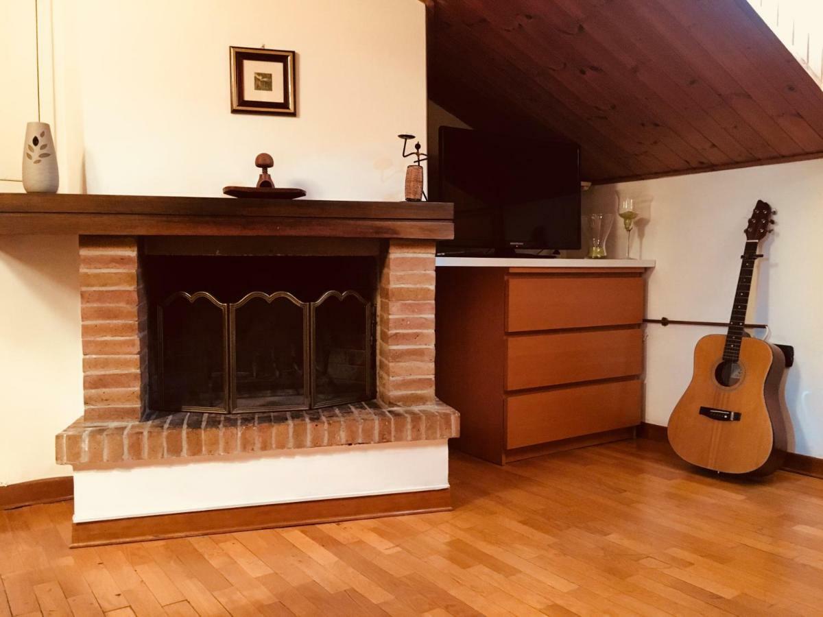 Happy House Appartement Gubbio Buitenkant foto